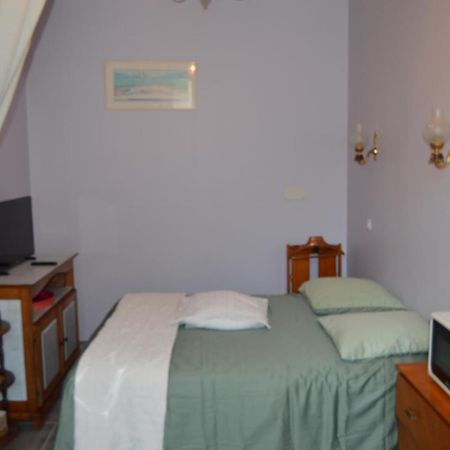 Vars  Chambre Charentaise מראה חיצוני תמונה